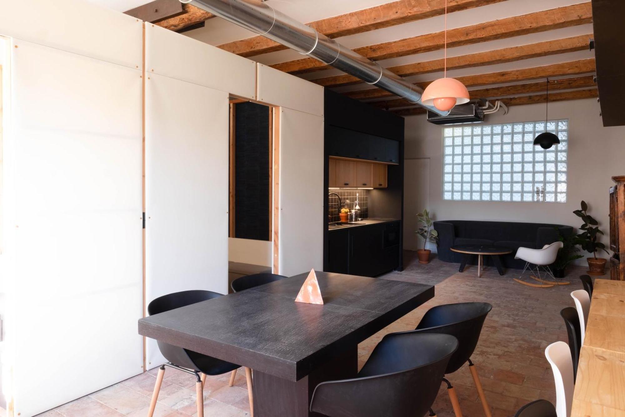 Heart Of Marseille, Loft Atypical & Spacious , Perfect For Couple And Couple With 1 Small Kid, Perfect For 2 Friends Buitenkant foto